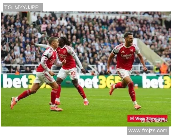 英超激战：尤文图斯逆转阿森纳5-1绝杀引发争议判罚全场沸腾